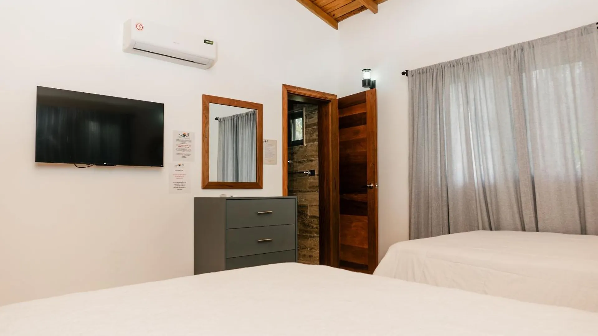 Villa Anyelina Hotel Boutique Sánchez